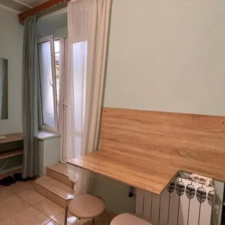 Apartman м.арнаутская 33