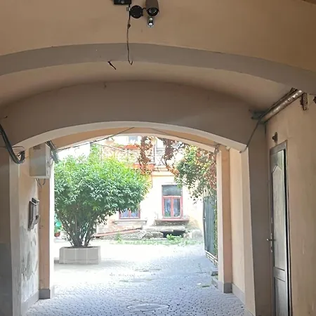 Appartement м.арнаутская 33 *