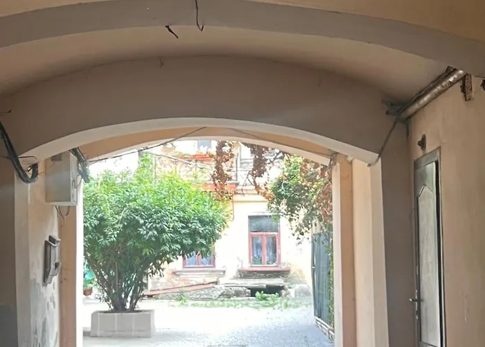 Apartman м.арнаутская 33 *